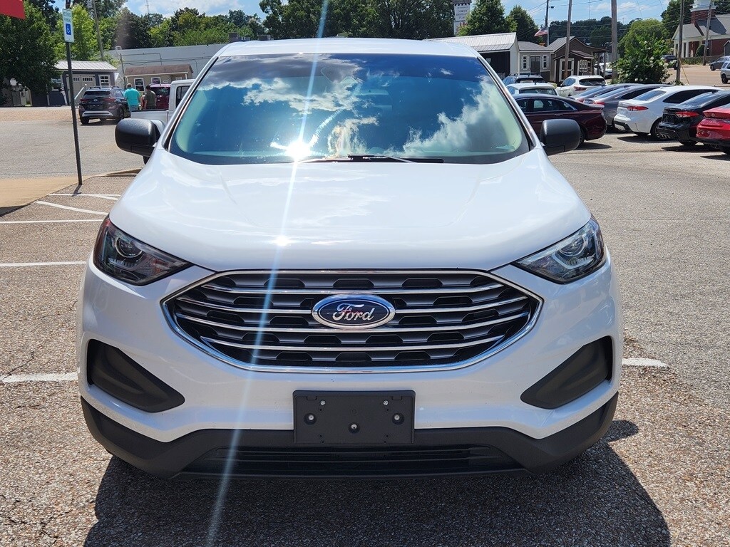 2020 Ford Edge SE photo 4