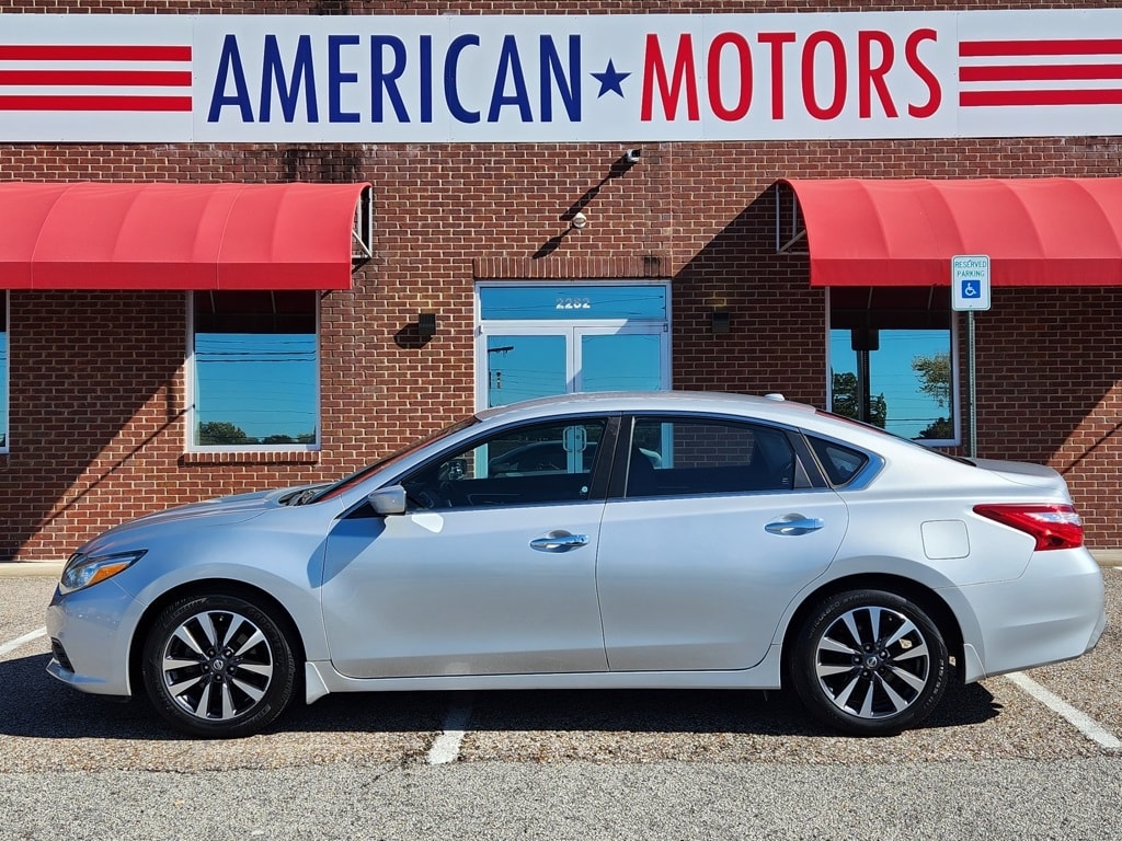 2017 Nissan Altima SV