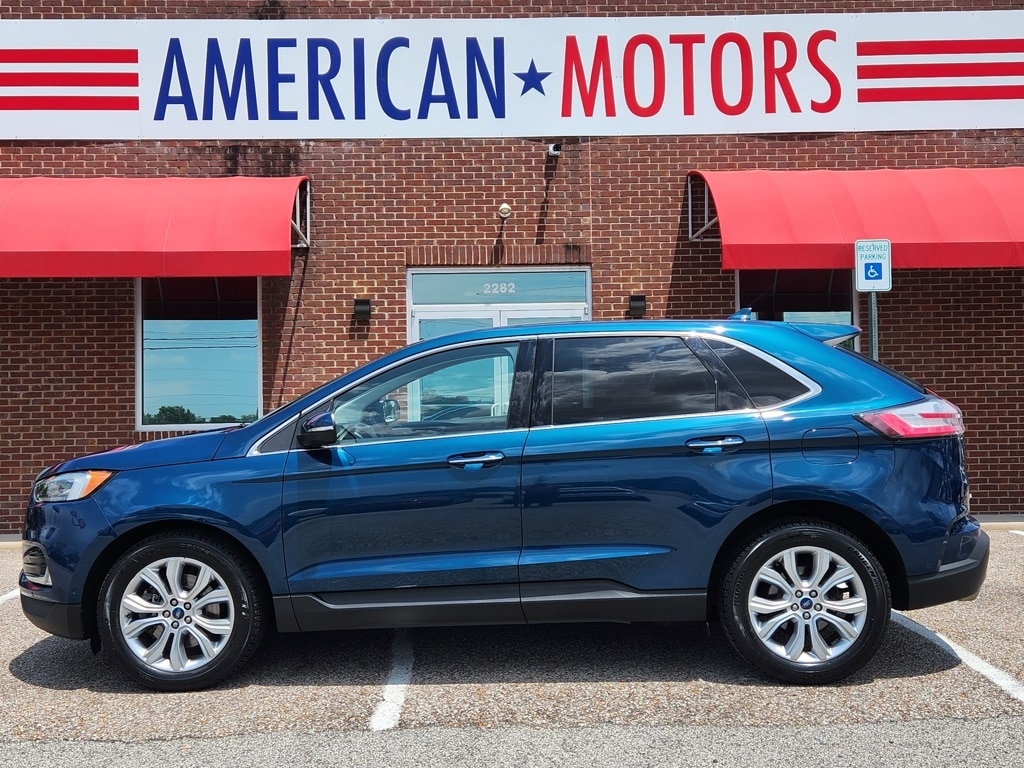 2020 Ford Edge Titanium