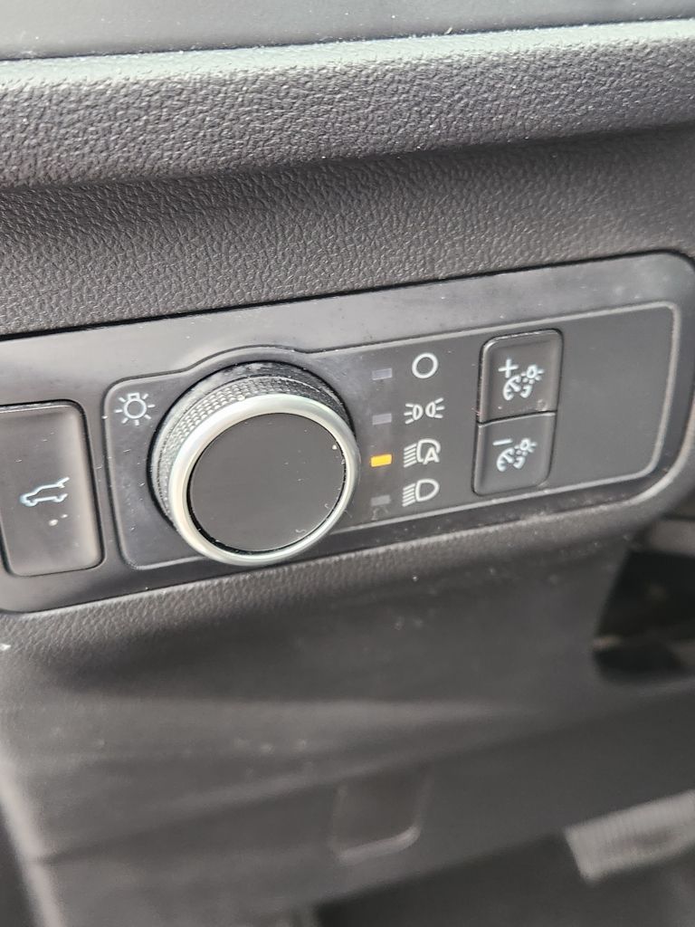 2022 Ford Escape SE - Photo 17