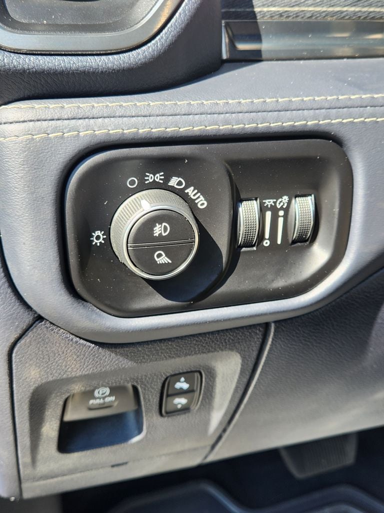 2021 RAM Ram 1500 Pickup Limited - Photo 20