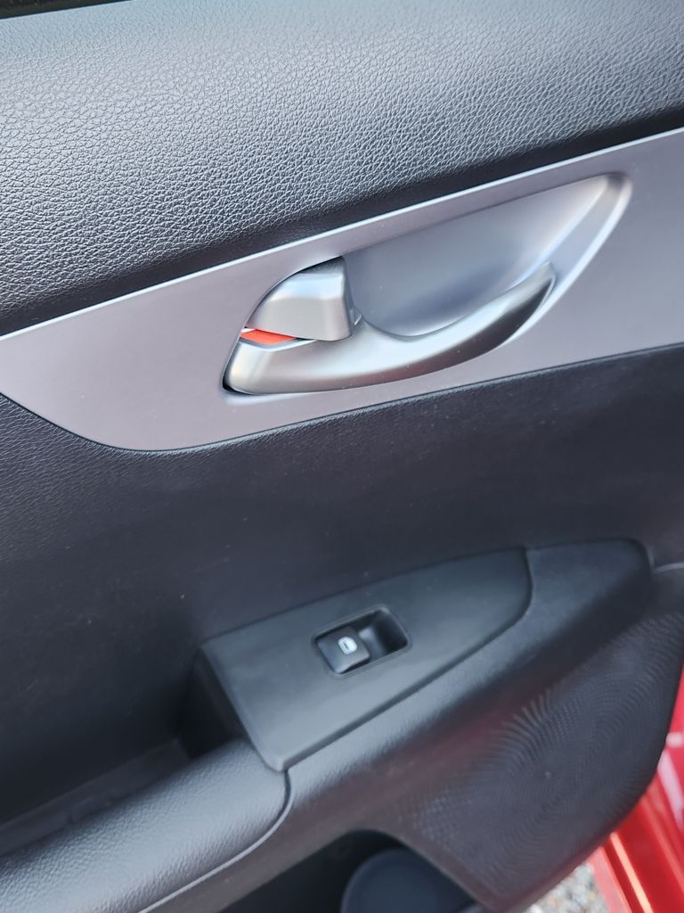 2022 Kia FORTE LXS - Photo 24