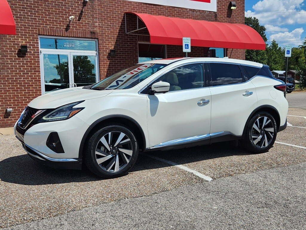 2023 Nissan Murano SL photo 2