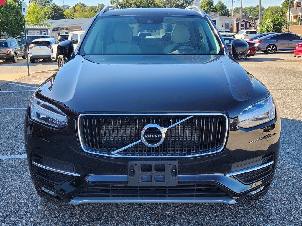 2018 Volvo XC90 Momentum photo 4