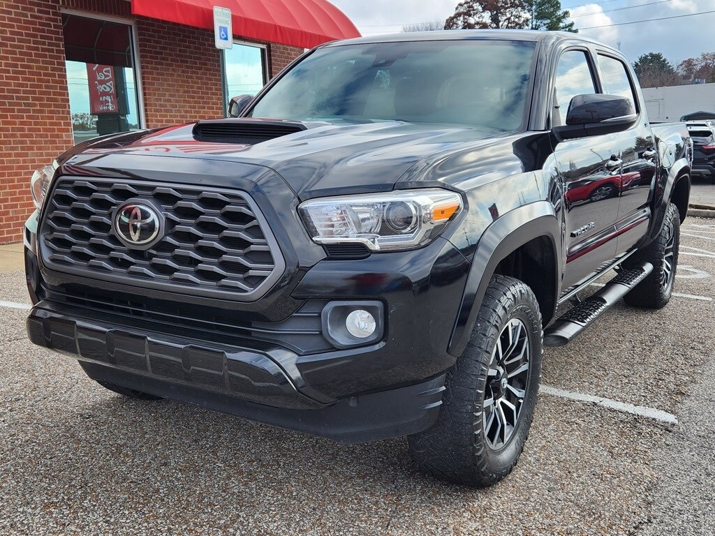 2021 Toyota Tacoma TRD Sport V6 photo 3
