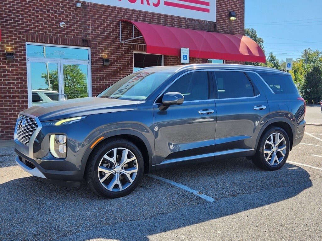 2020 Hyundai Palisade SEL photo 2