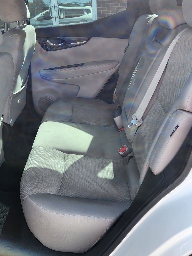 2022 Nissan Rogue Sport SV - Photo 24