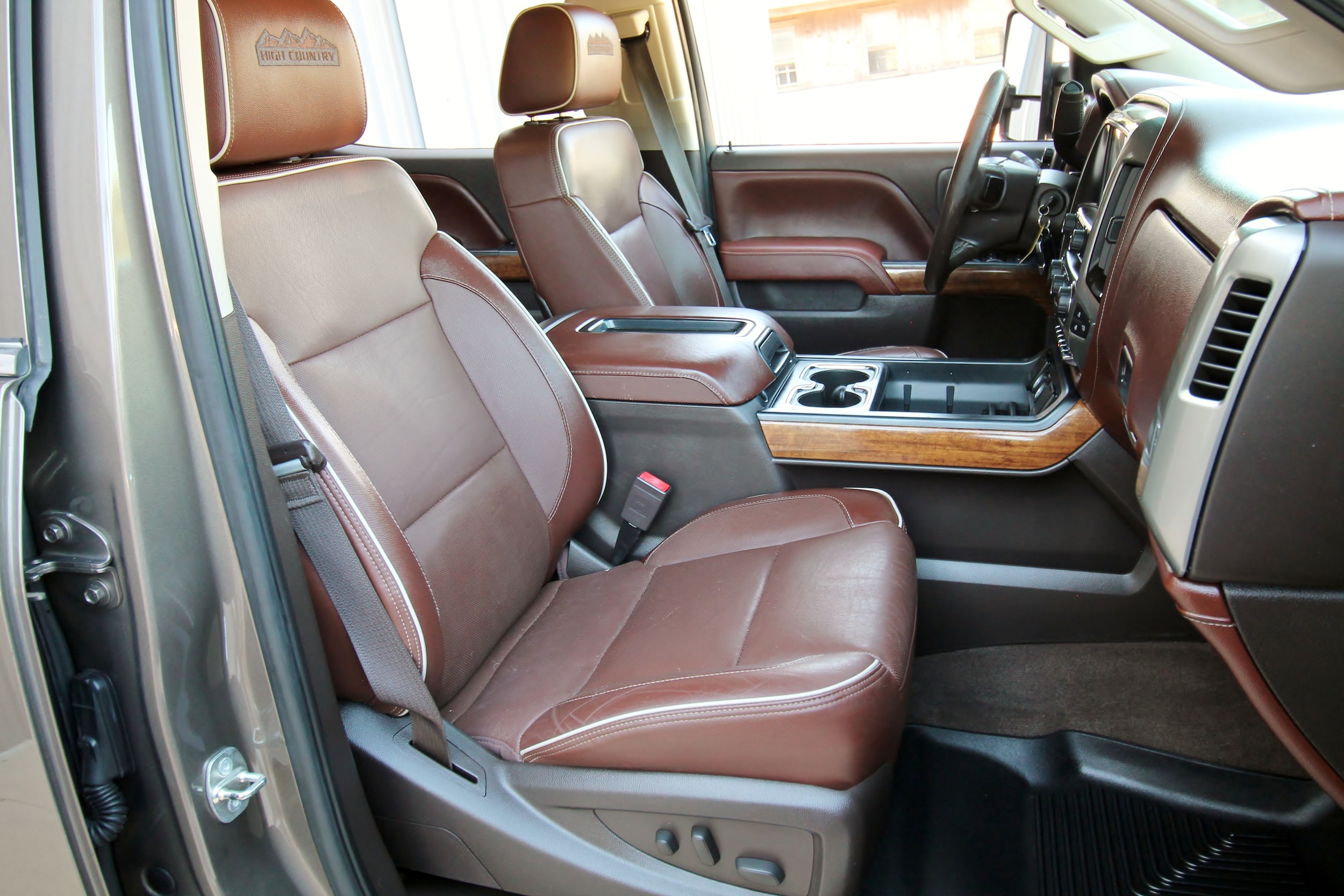 2015 Chevrolet Silverado 2500HD High Country - Photo 40
