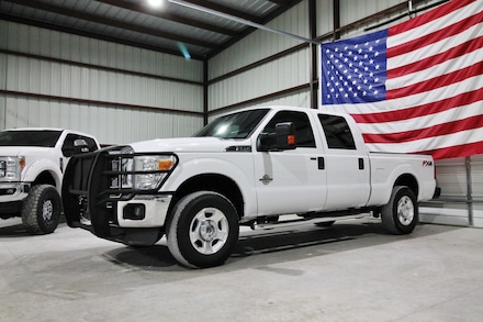 2014 Ford F-250 XLT Truck Crew Cab