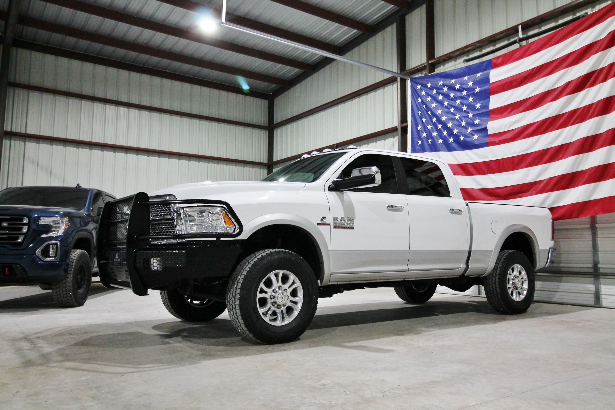 2015 RAM 2500 Laramie 4X4 Crew Cab SWB's photo