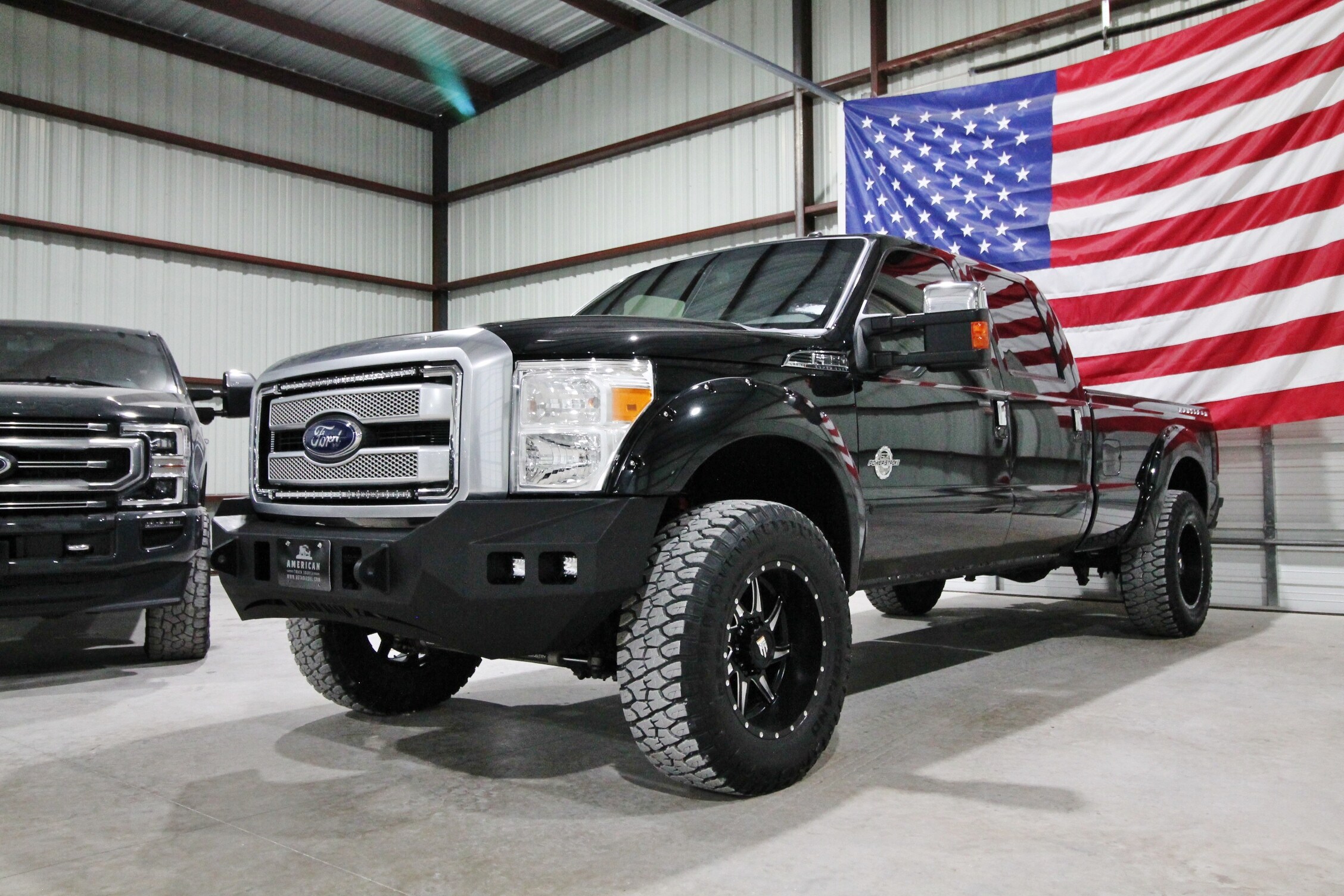 2015 Ford F-350 Platinum photo 2
