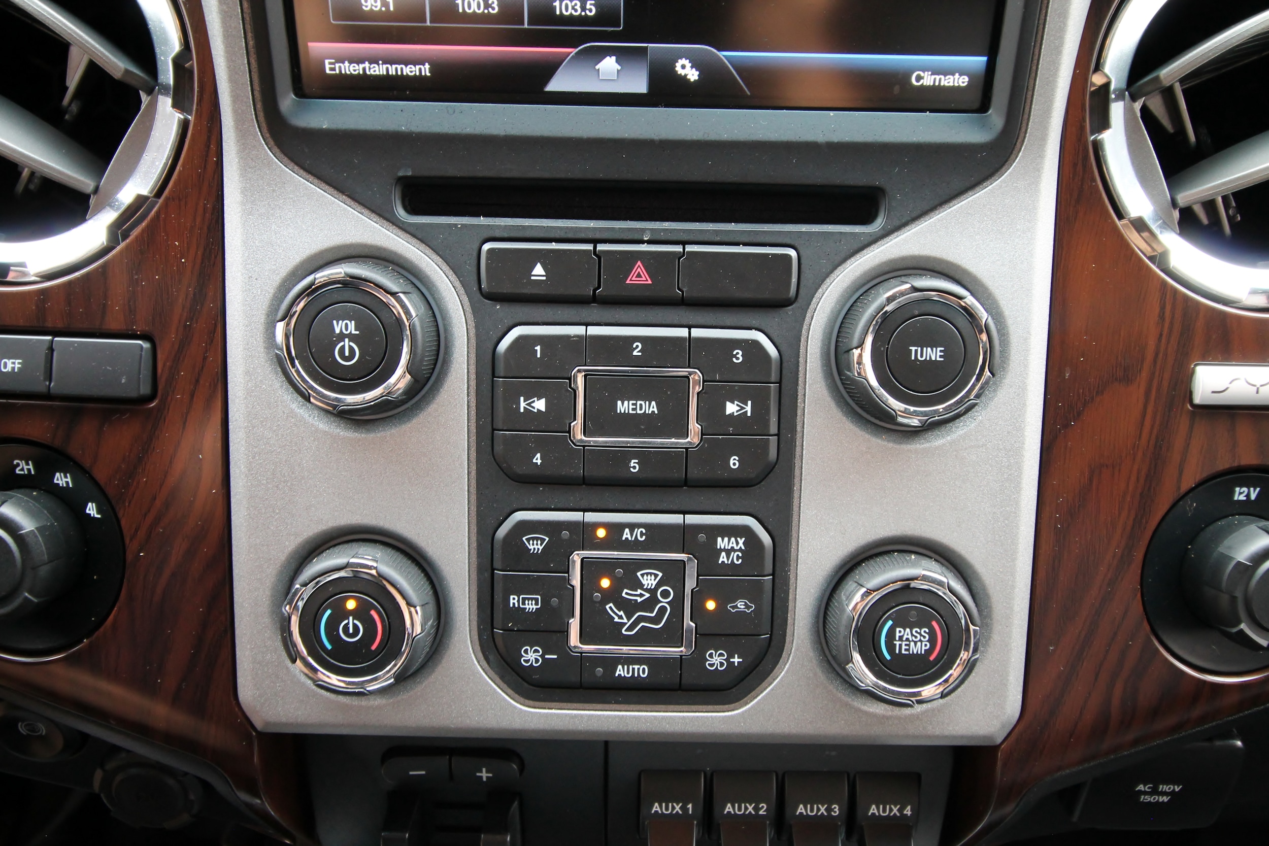 2016 Ford F-250 Super Duty Lariat - Photo 34