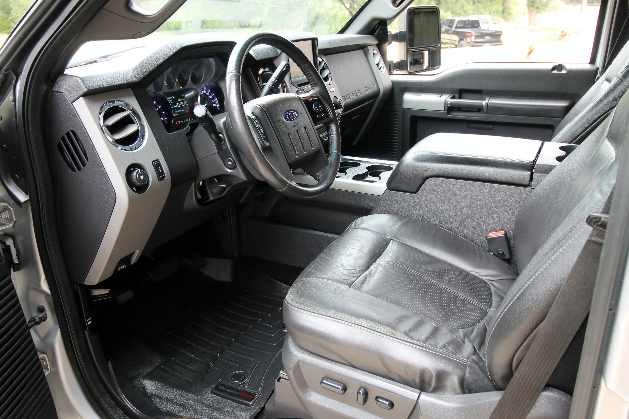 2016 Ford F-250 Super Duty Lariat - Photo 24