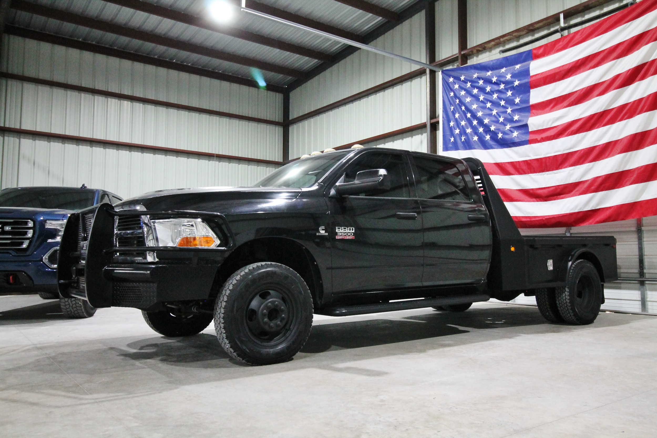 2010 RAM 3500 ST 4X4 Crew Cab LWB DRW's photo