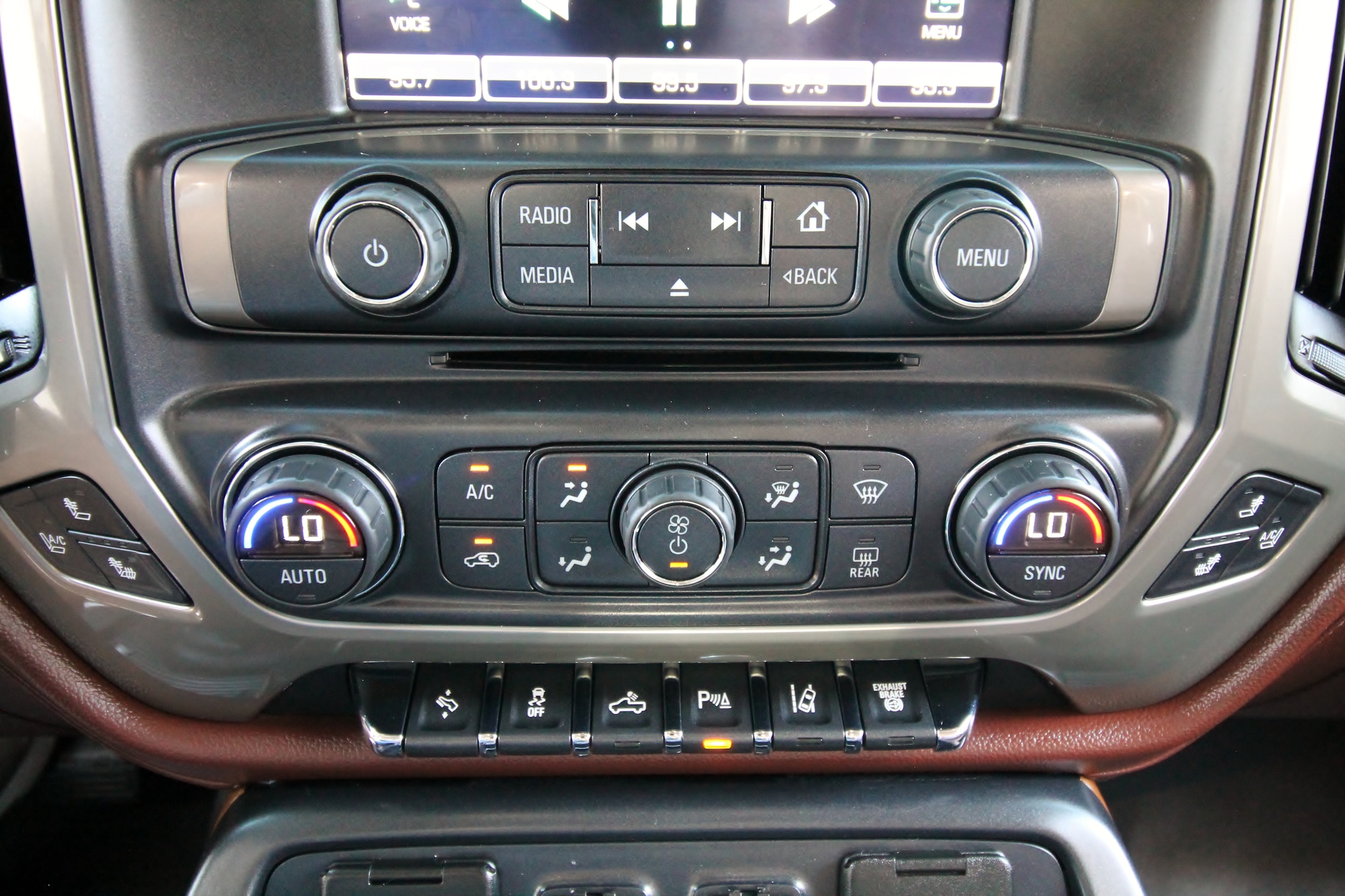 2015 Chevrolet Silverado 2500HD High Country - Photo 33