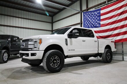 2019 Ford F-250 Platinum Truck Crew Cab