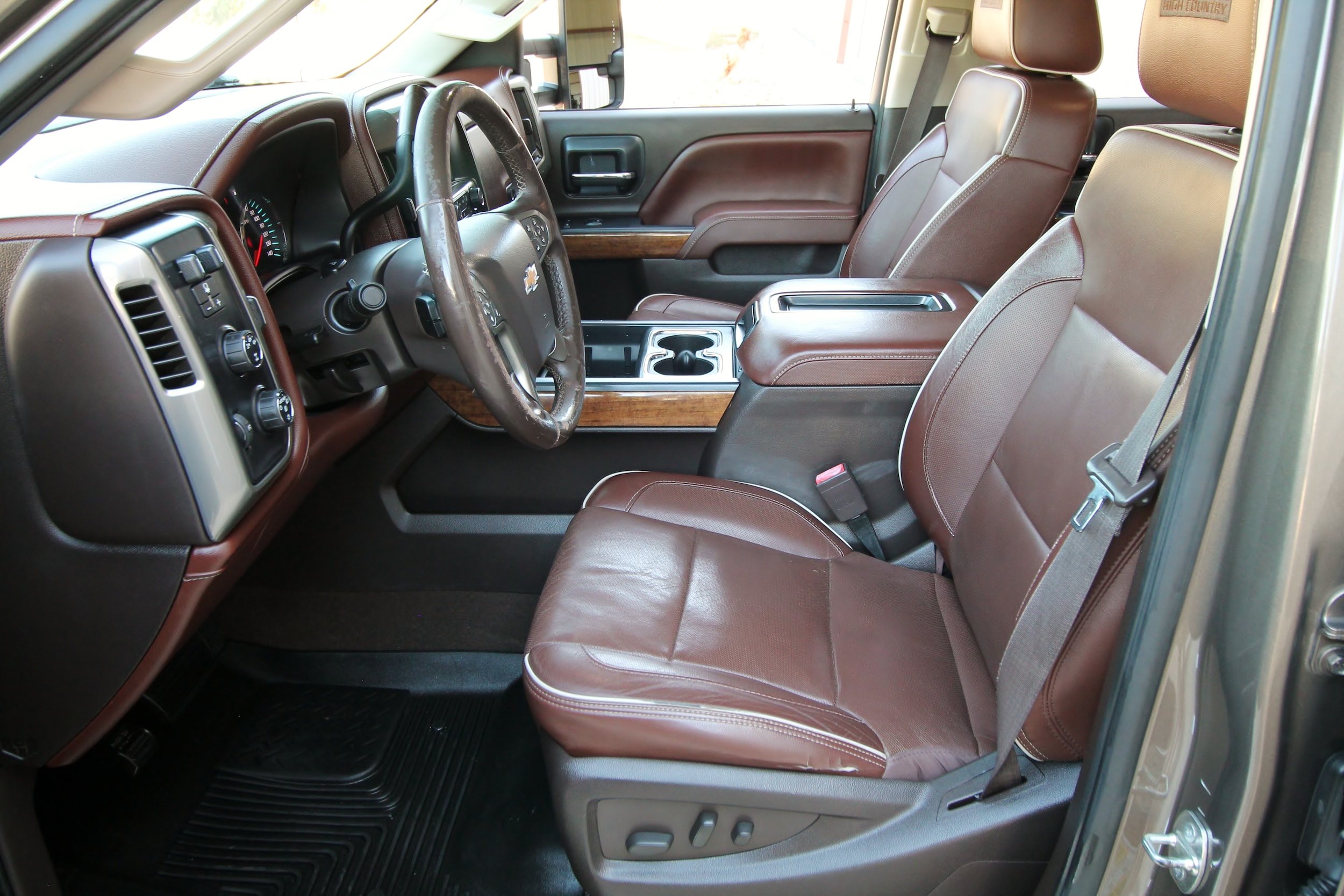 2015 Chevrolet Silverado 2500HD High Country - Photo 24