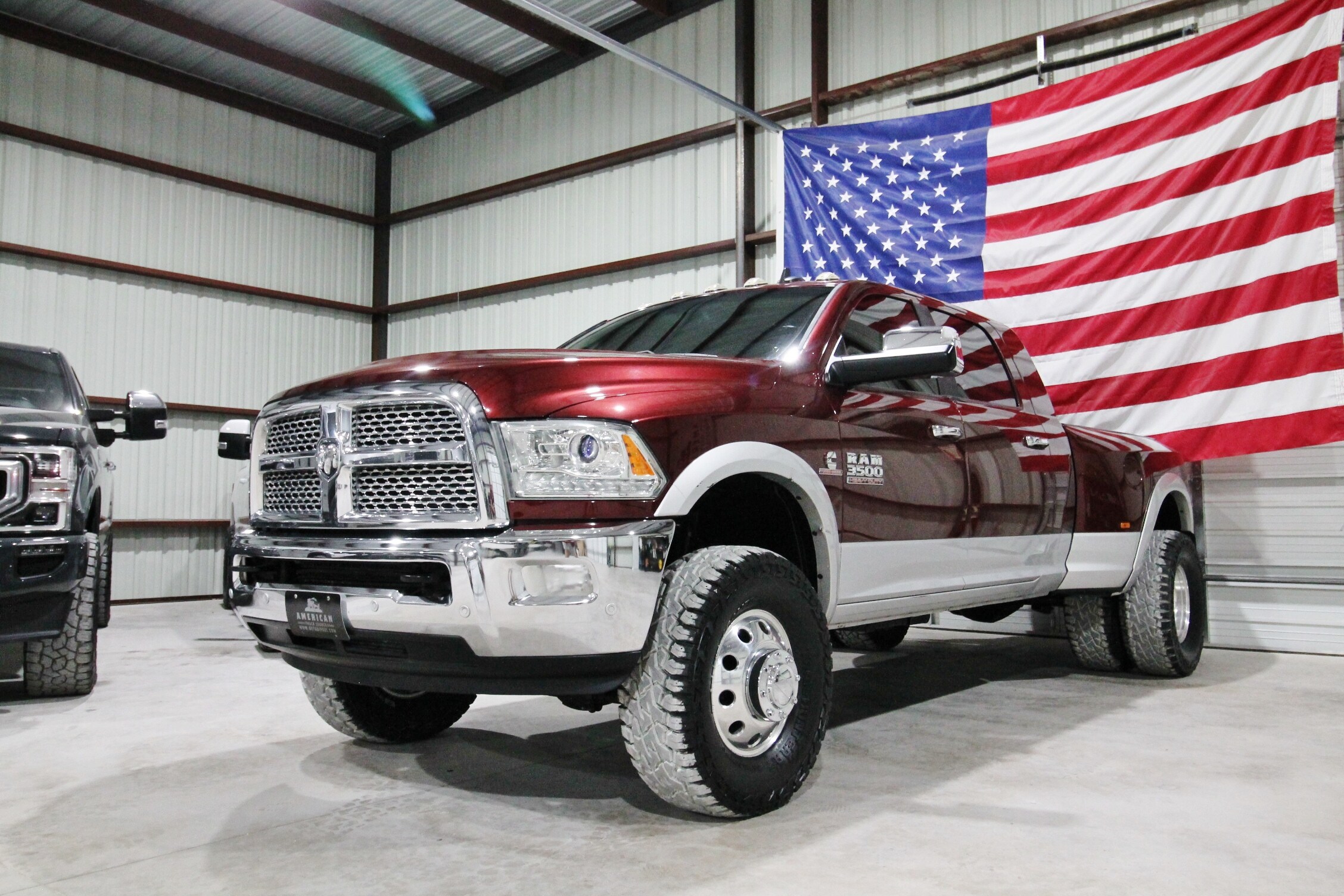 2018 Ram 3500 Laramie photo 2