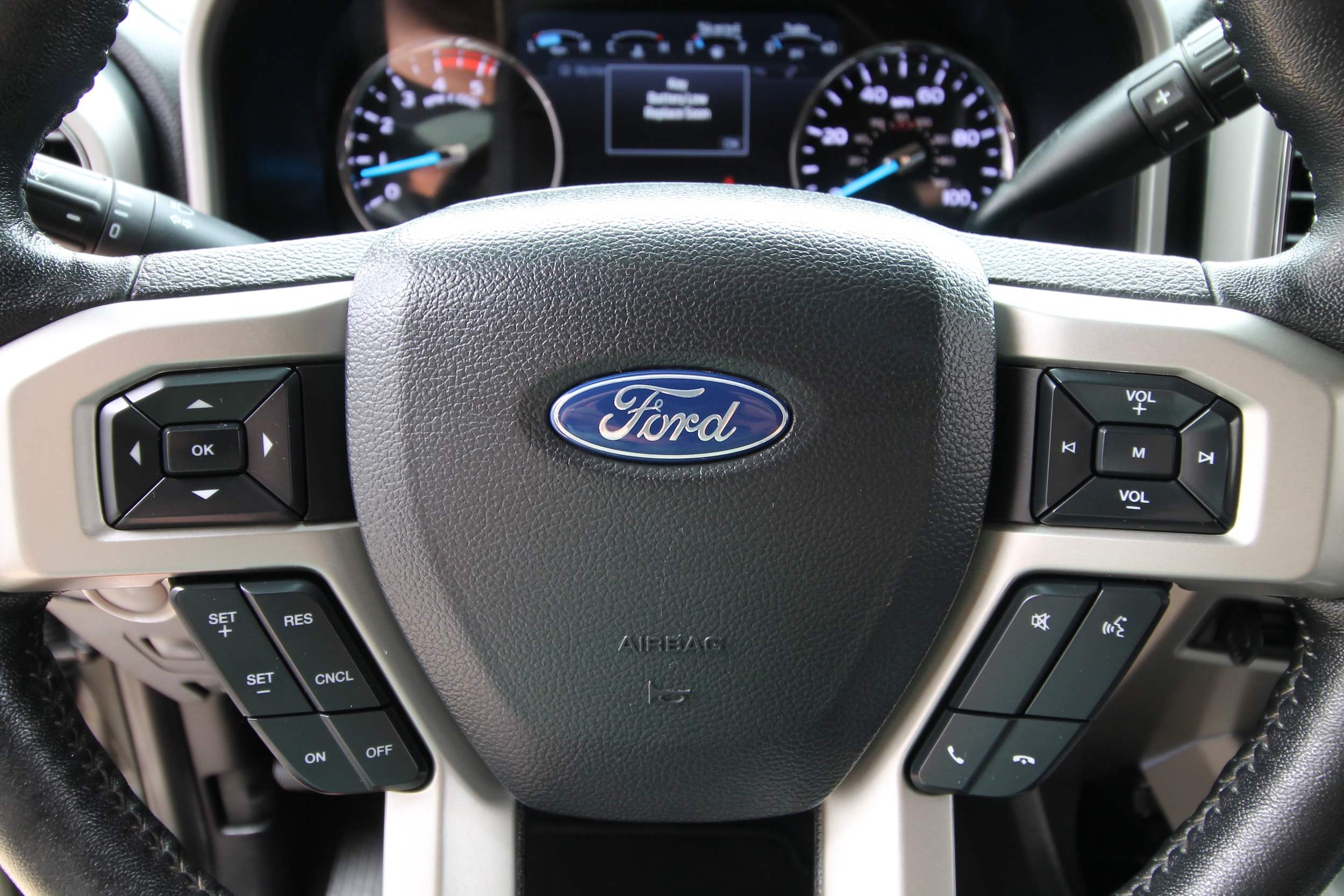 2020 Ford F-350 Super Duty Lariat - Photo 29
