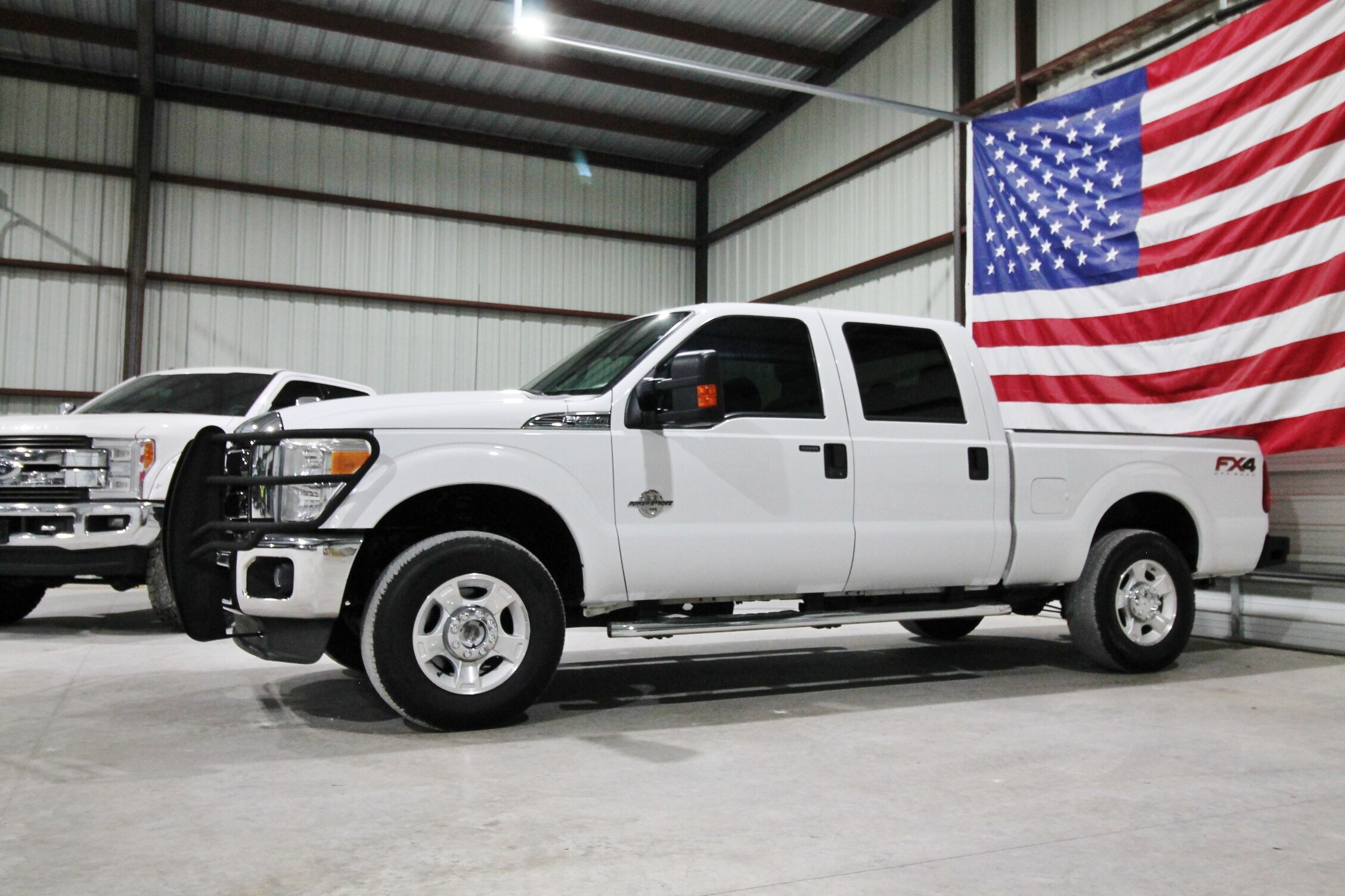 2014 Ford F-250 XLT photo 4