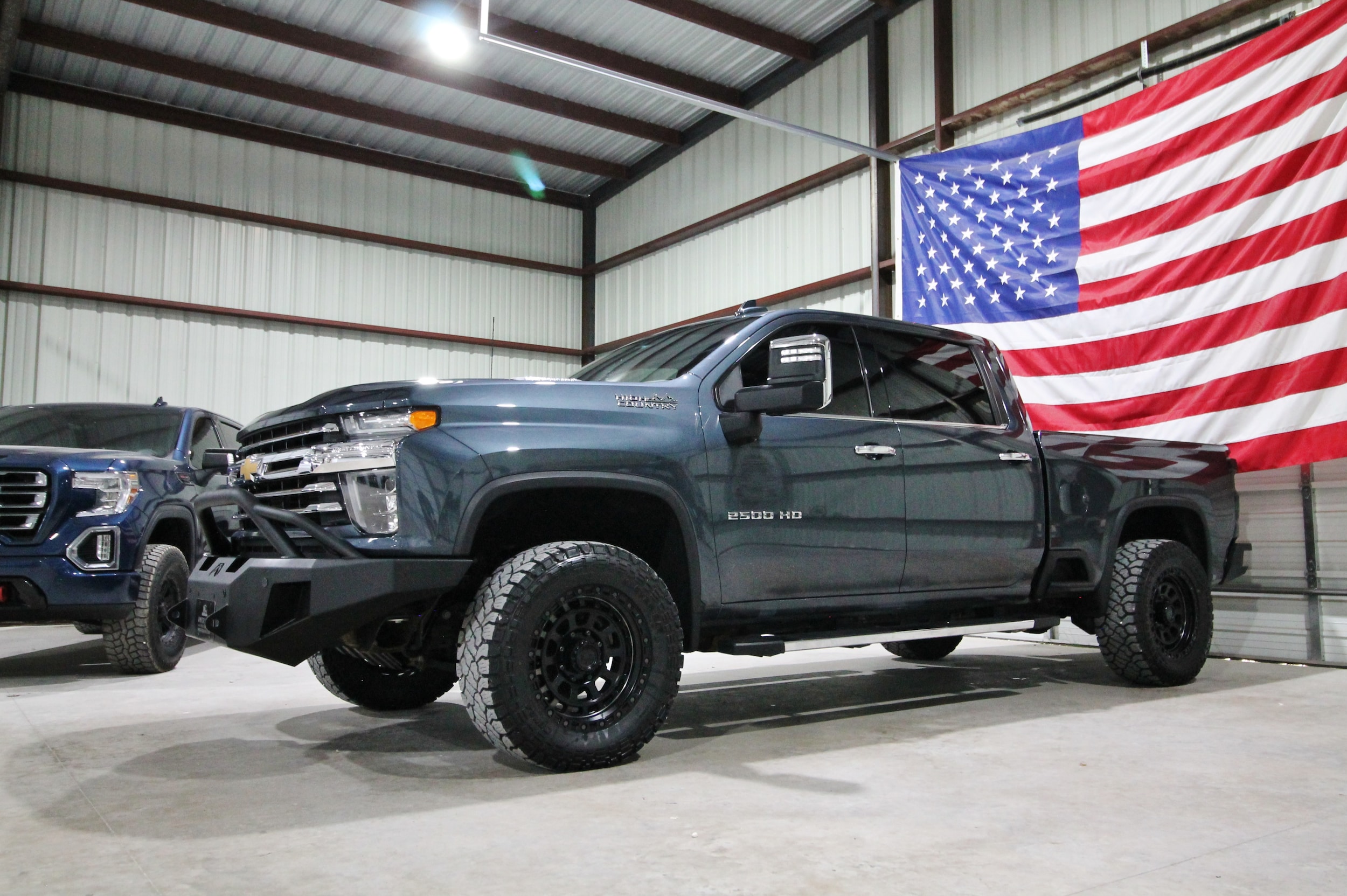 2020 Chevrolet Silverado HD High Country 4WD Crew Cab Standard Box's photo