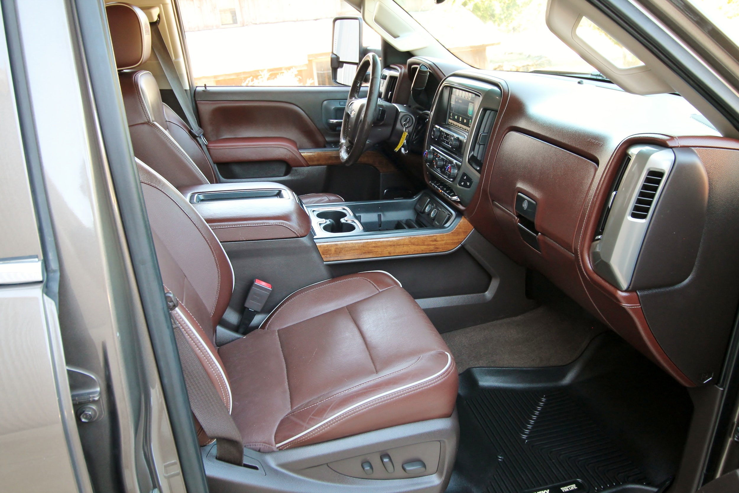 2015 Chevrolet Silverado 2500HD High Country - Photo 38