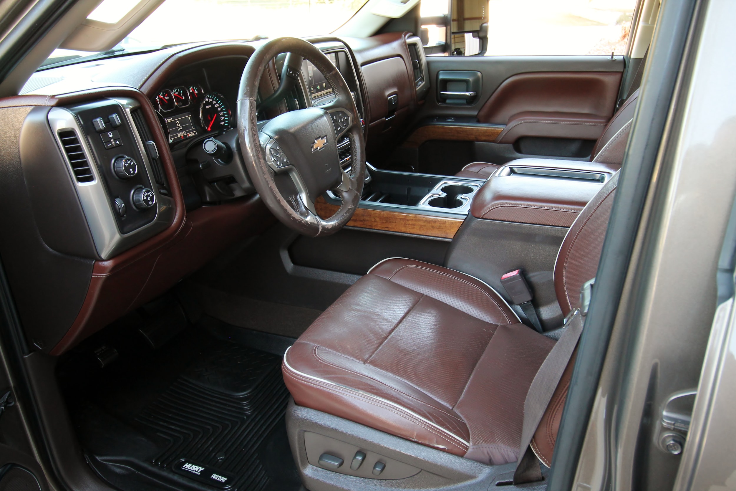 2015 Chevrolet Silverado 2500HD High Country - Photo 23
