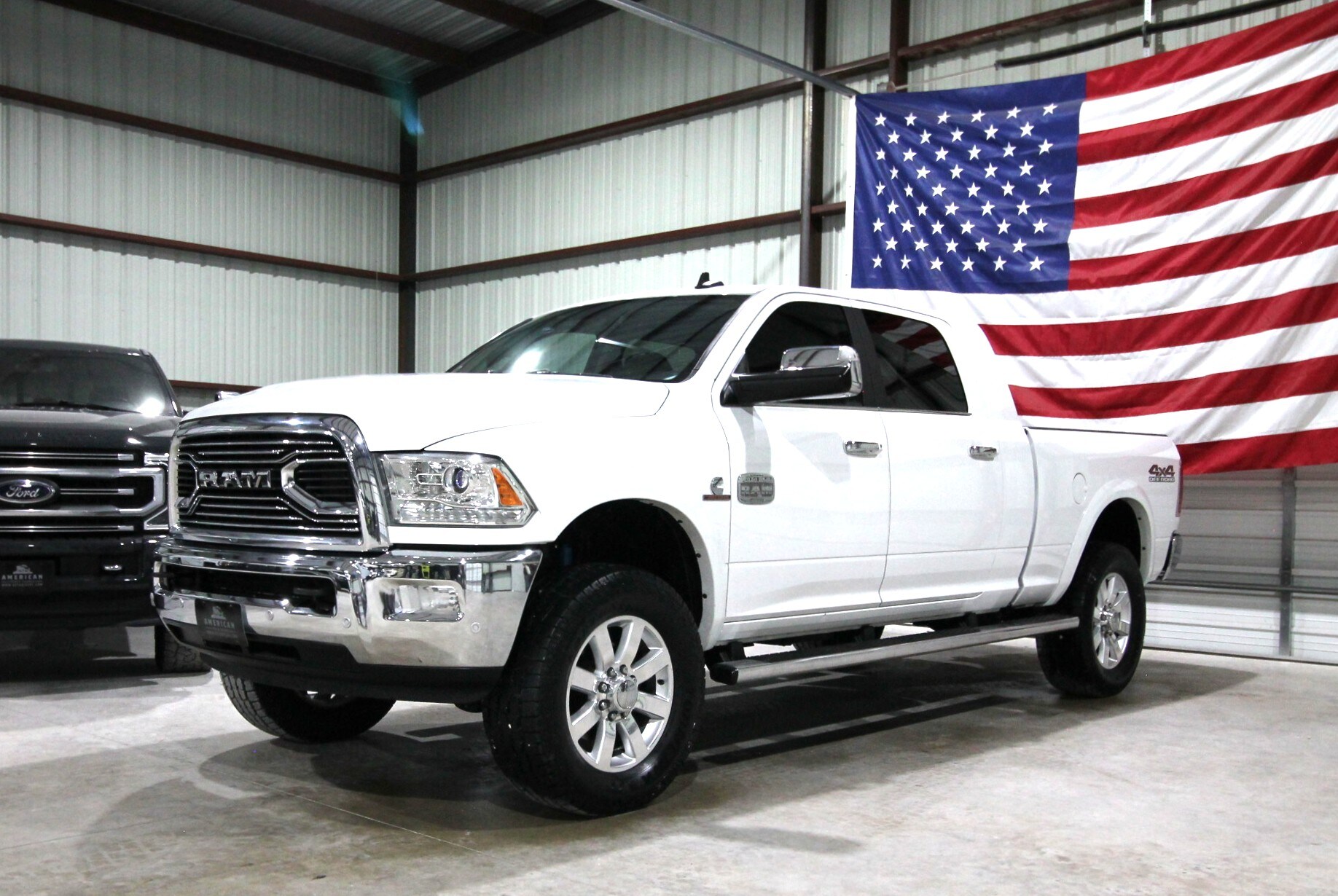 2018 Ram 2500 Longhorn photo 3