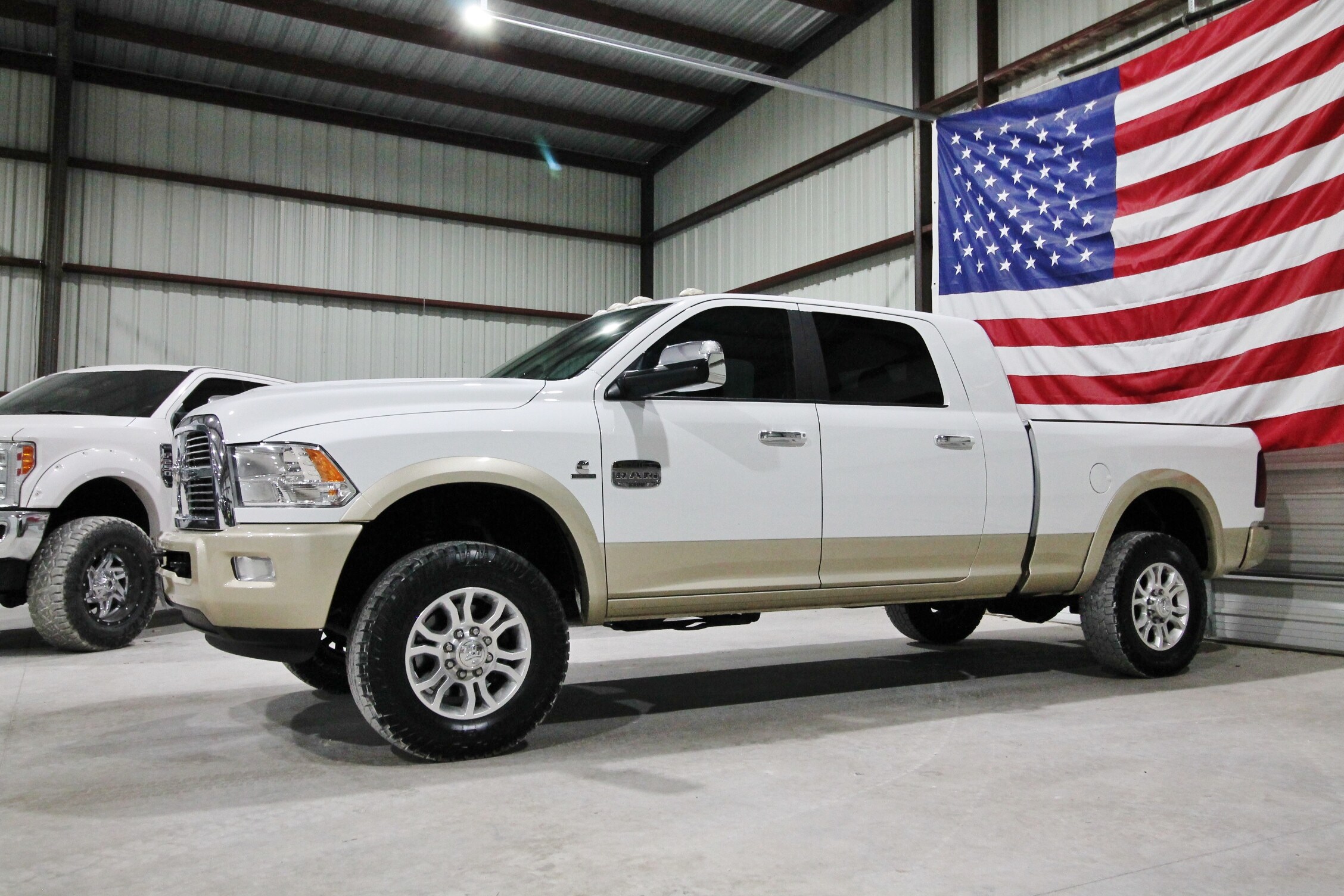 2012 Ram 2500 Laramie Longhorn photo 4