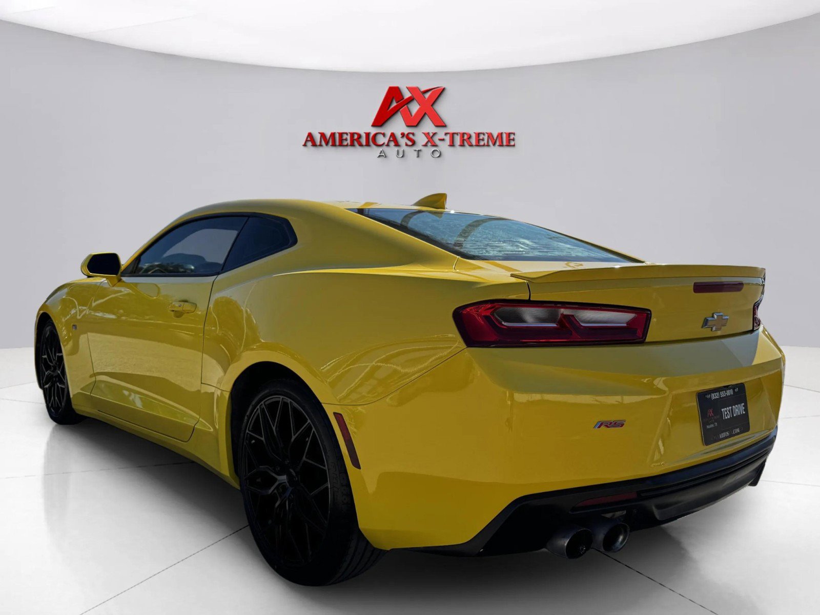 2016 Chevrolet Camaro 1LT photo 3