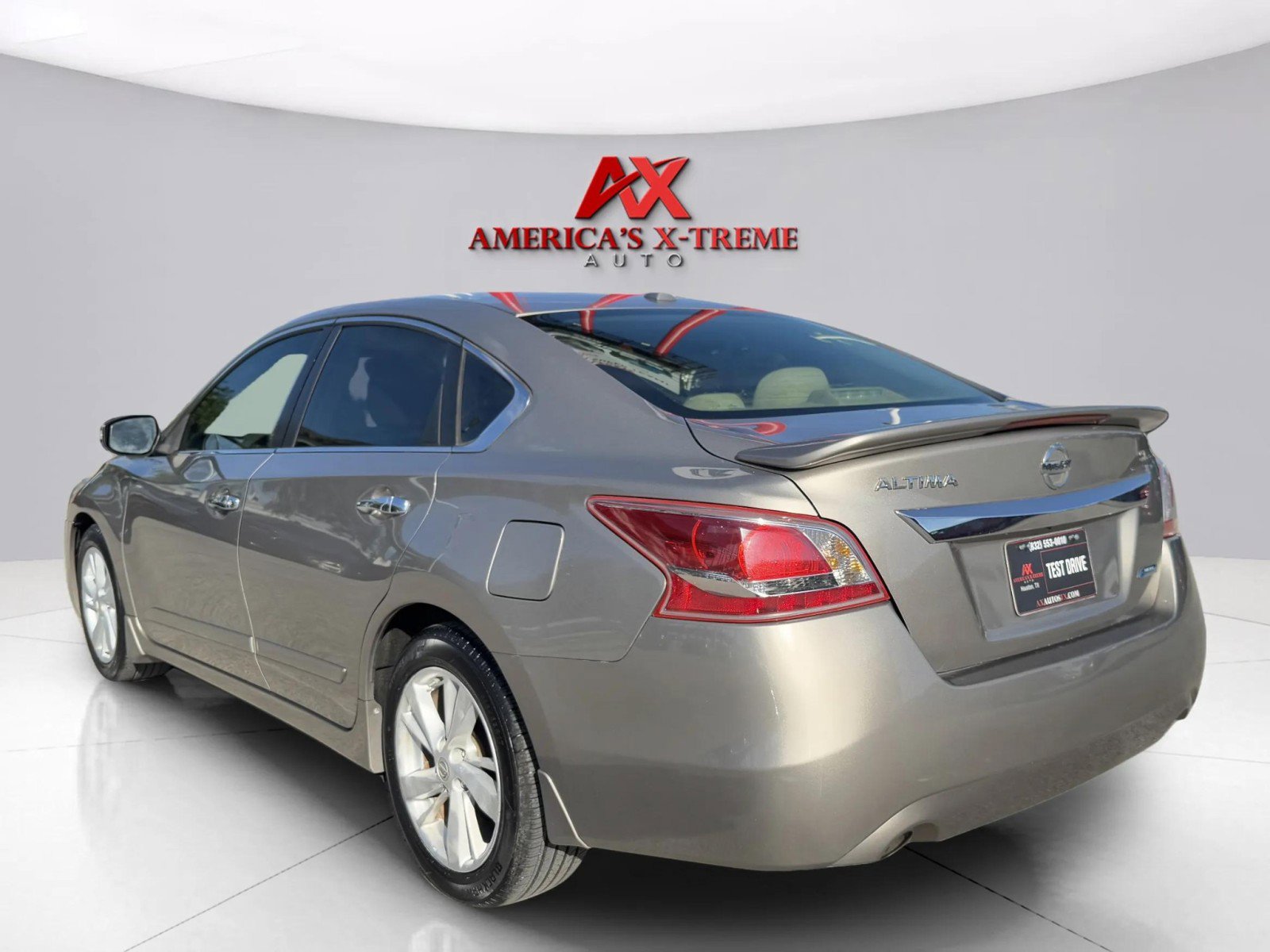2013 Nissan Altima 2.5 SL photo 2
