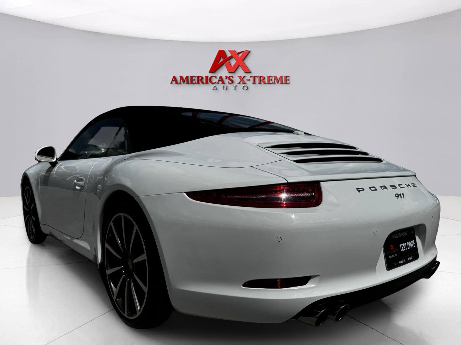 2015 Porsche 911 Cabriolet photo 3