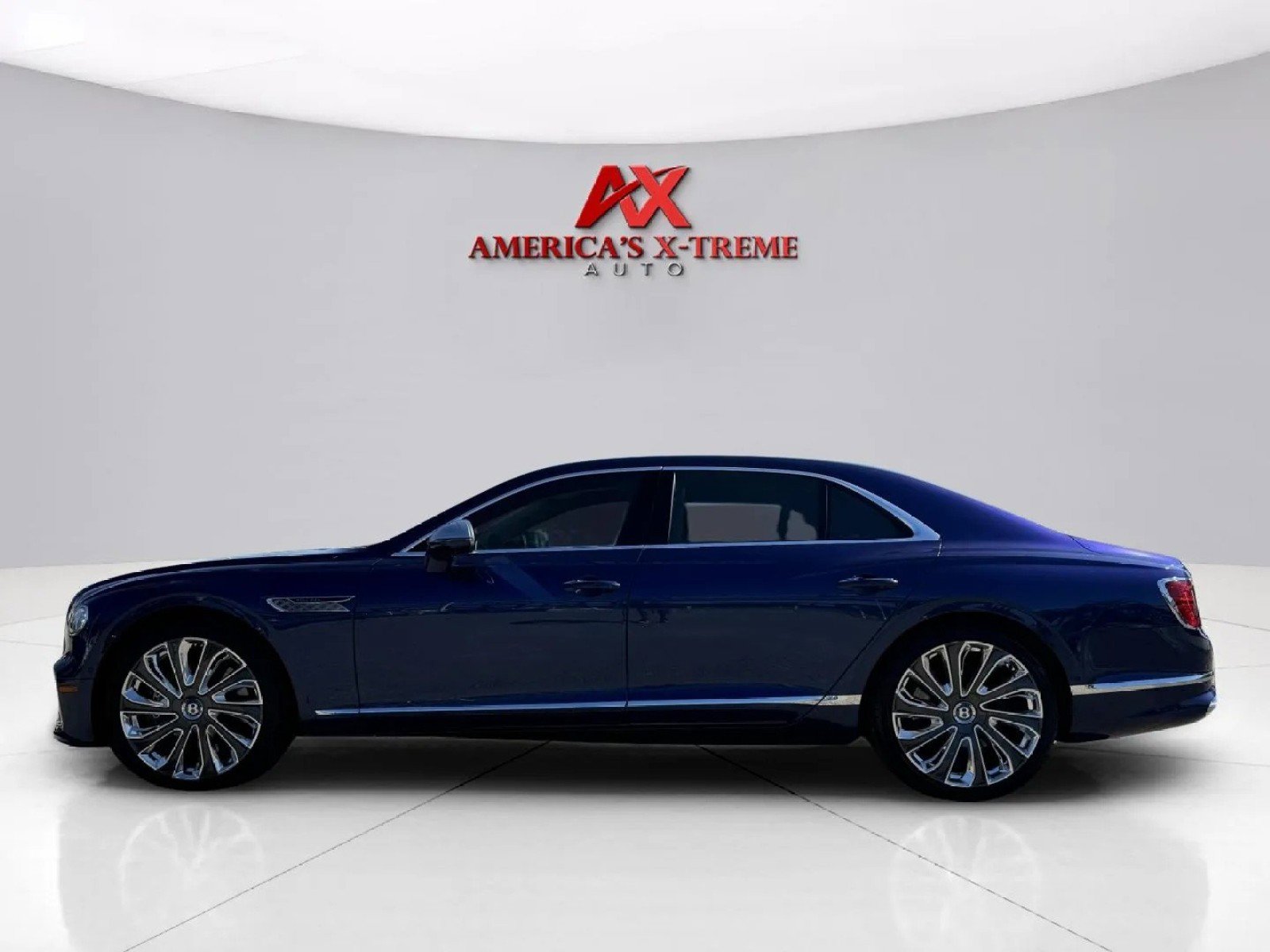 2023 Bentley Flying Spur Mulliner W12 photo 3