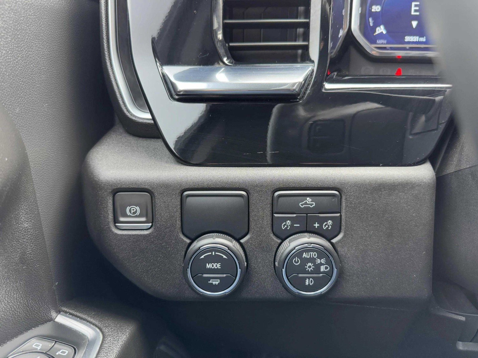 2023 Chevrolet Silverado 1500 RST - Photo 26