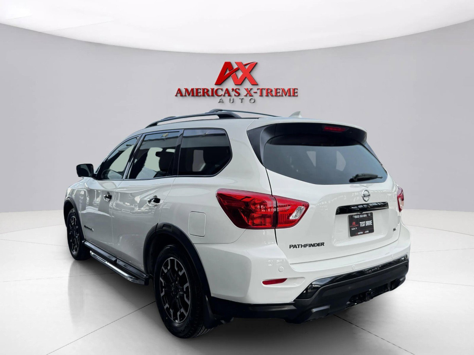 2020 Nissan Pathfinder SL Rock Creek photo 3