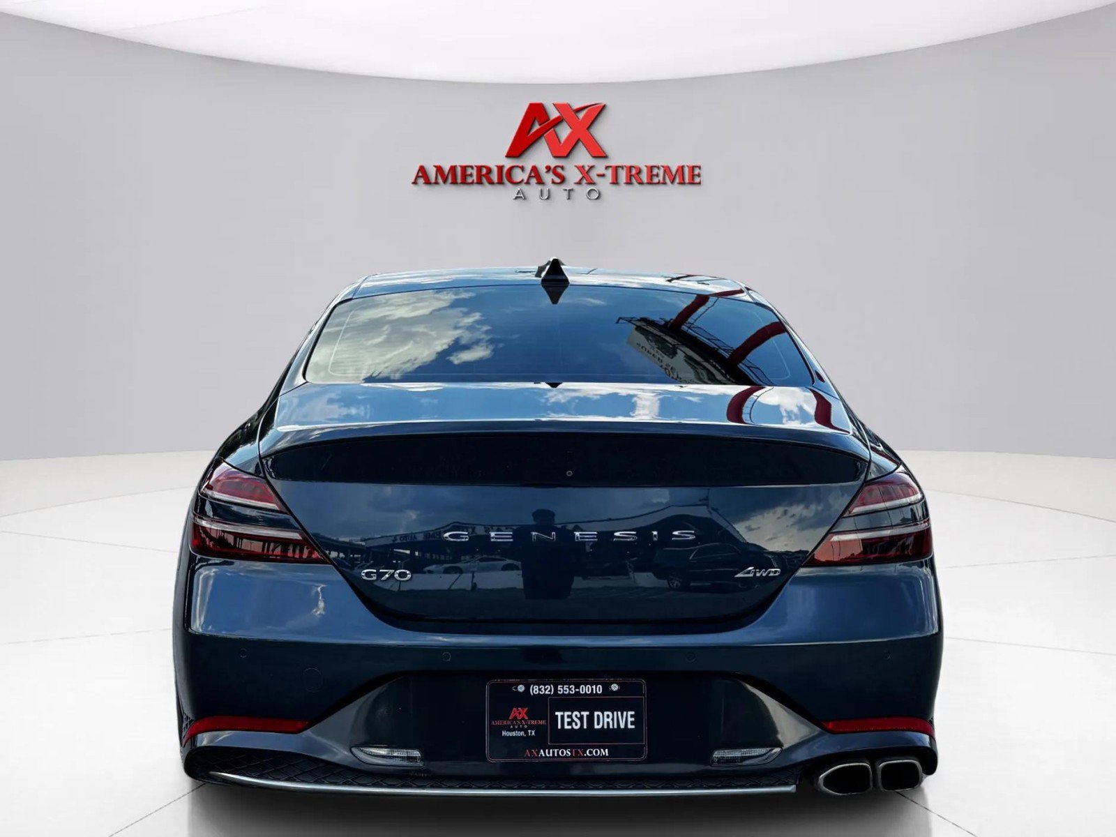 2022 Genesis G70 2.0T photo 4