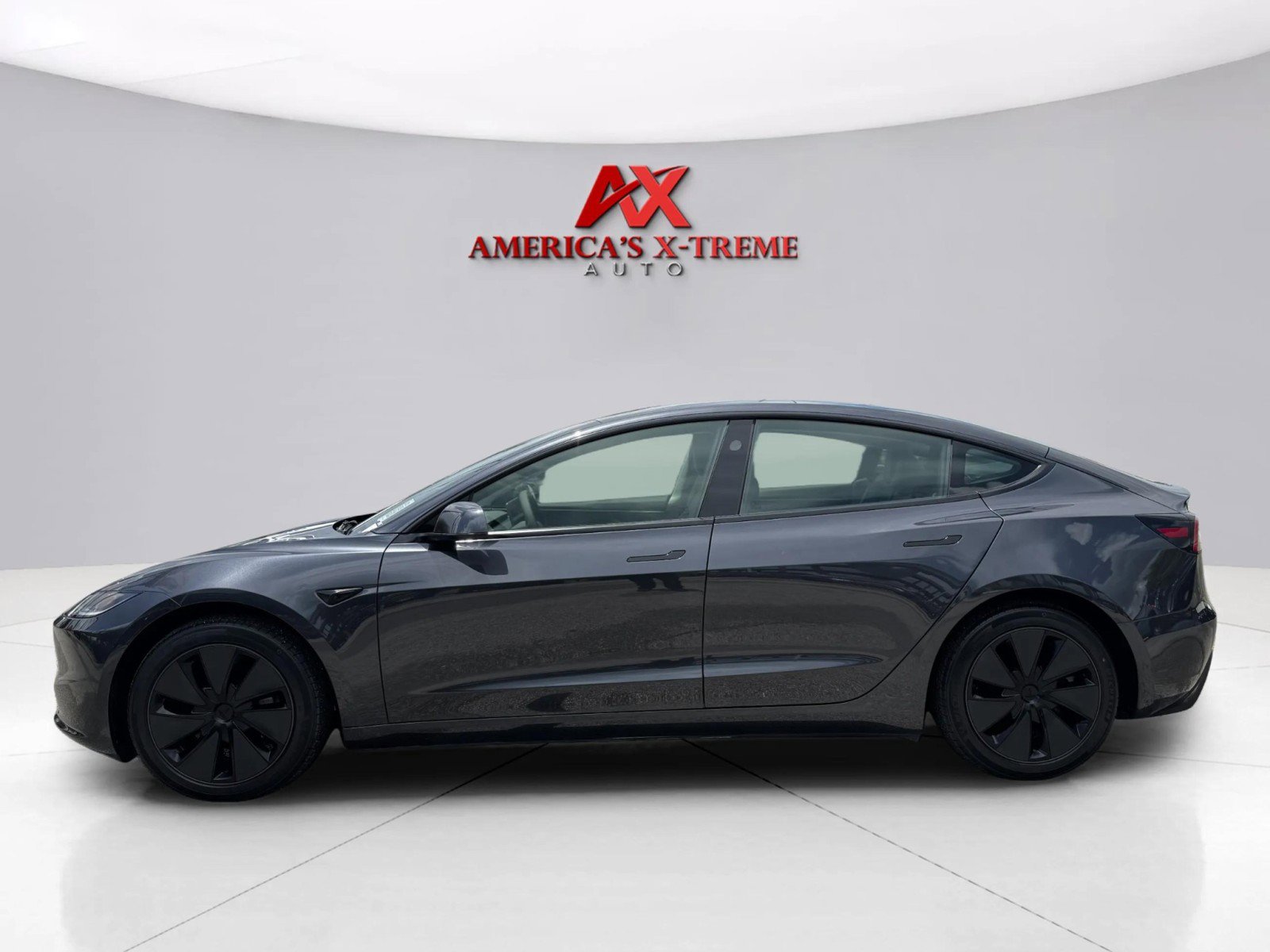 2024 Tesla Model 3 Long Range photo 2