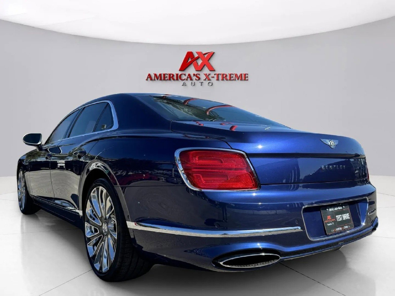2023 Bentley Flying Spur Mulliner W12 photo 4
