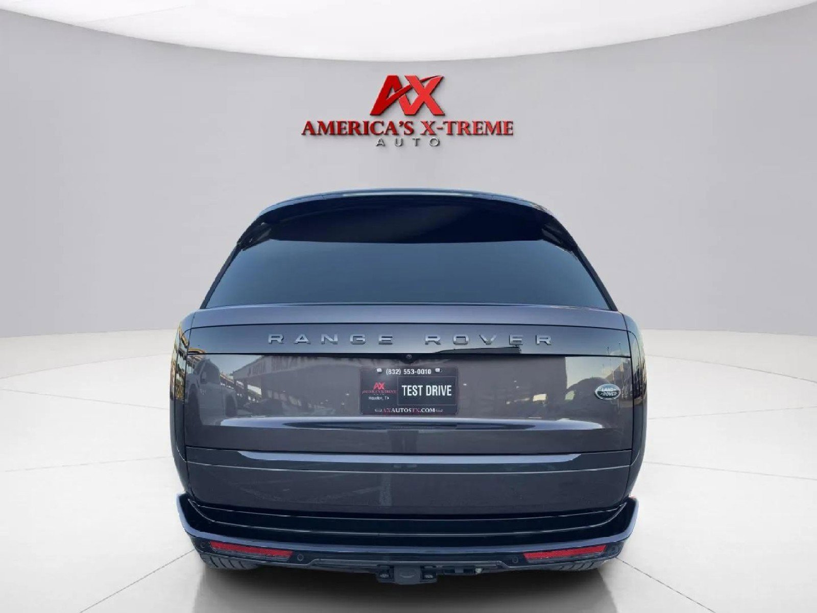 2023 Land Rover Range Rover First Edition photo 4