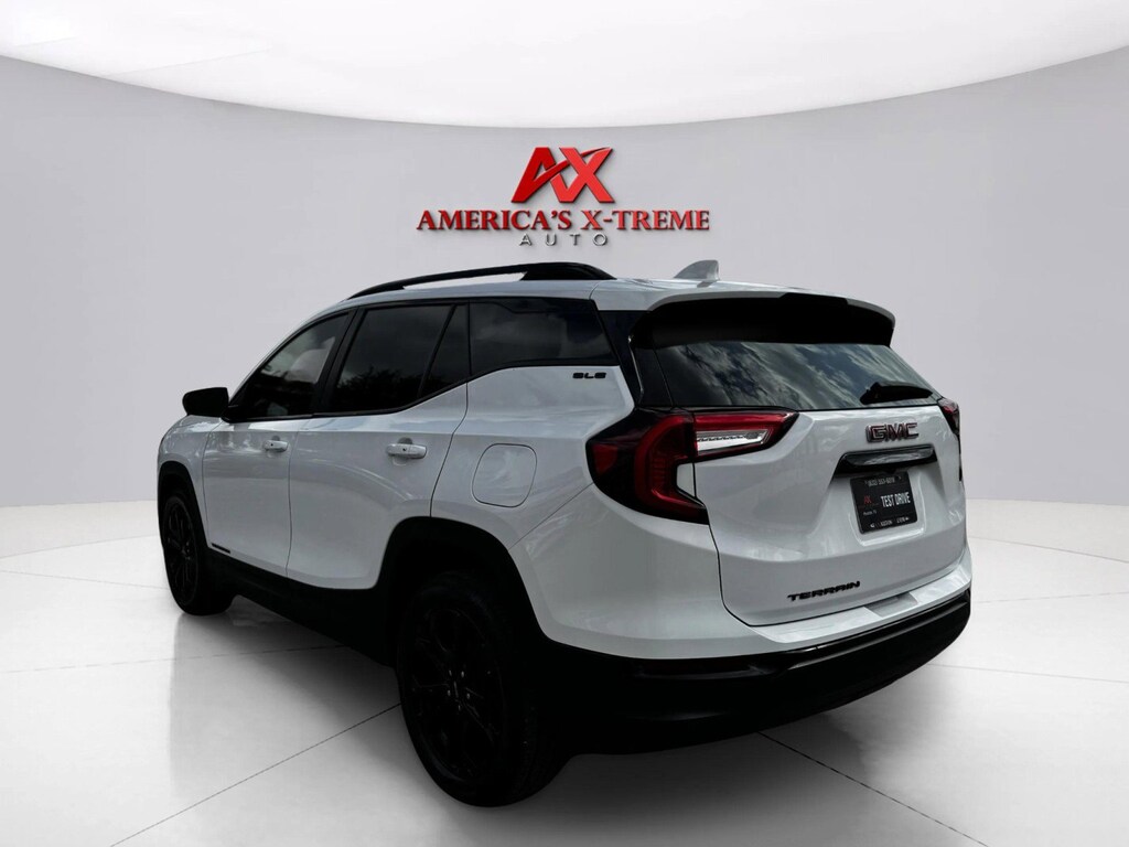 Used 2022 GMC Terrain SLE SUV