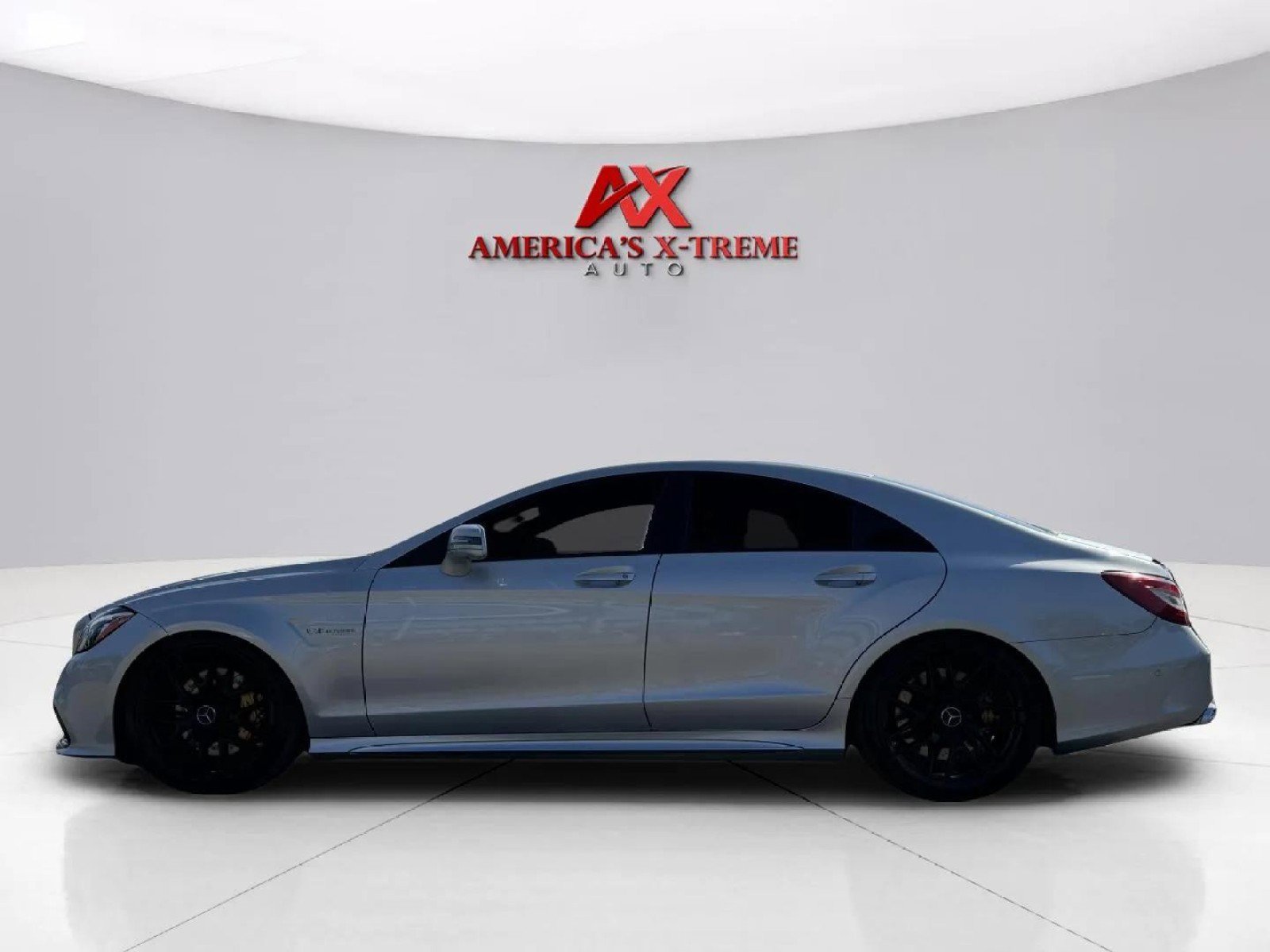 2016 Mercedes Benz CLS AMG 63 photo 2