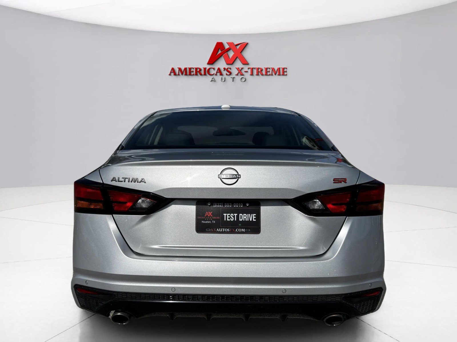 2024 Nissan Altima 2.5 SR photo 4