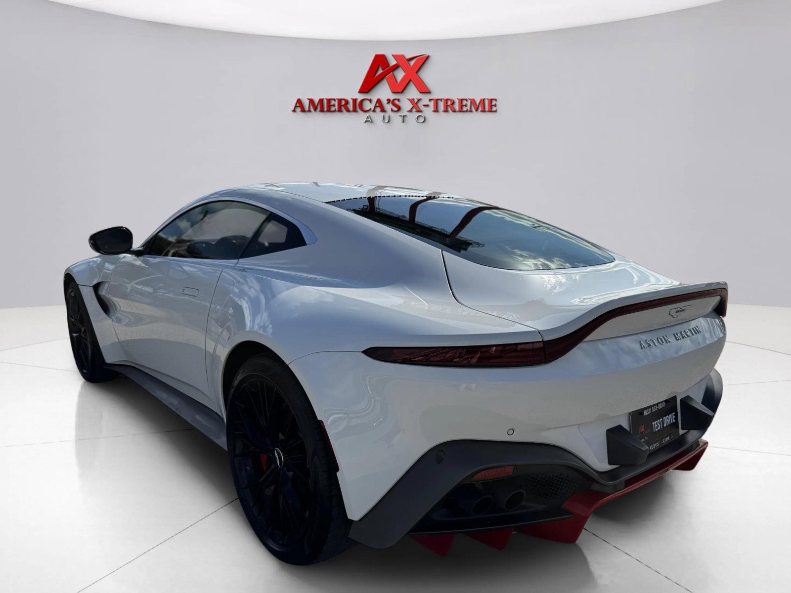 2023 Aston Martin Vantage AM6 photo 3