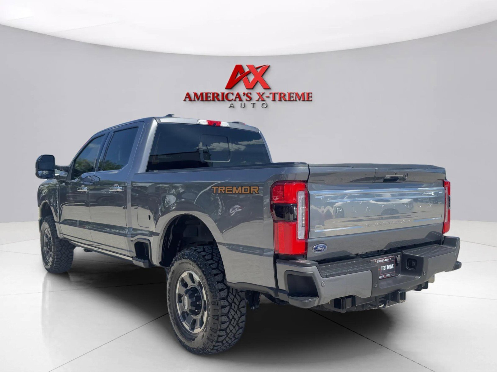 2024 Ford F-250 Platinum photo 2