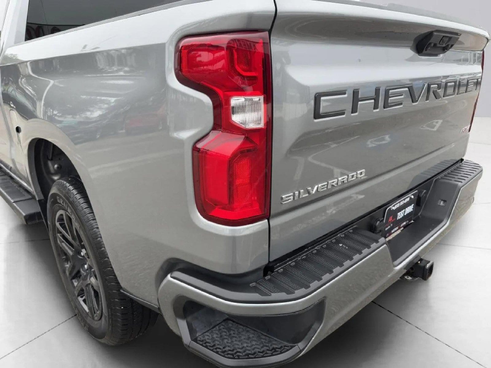 2023 Chevrolet Silverado 1500 RST - Photo 18