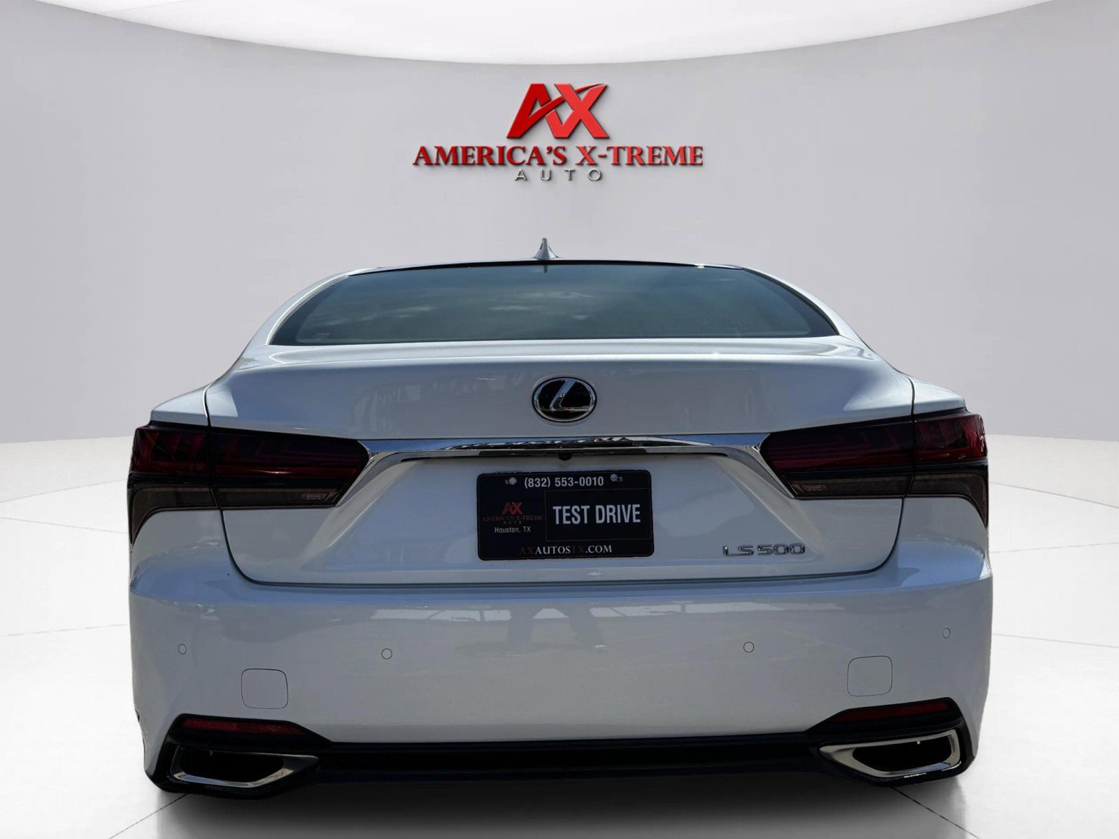 2023 Lexus LS 500 photo 4