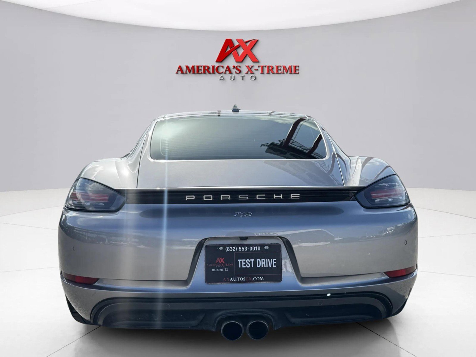 2018 Porsche Cayman Base photo 4