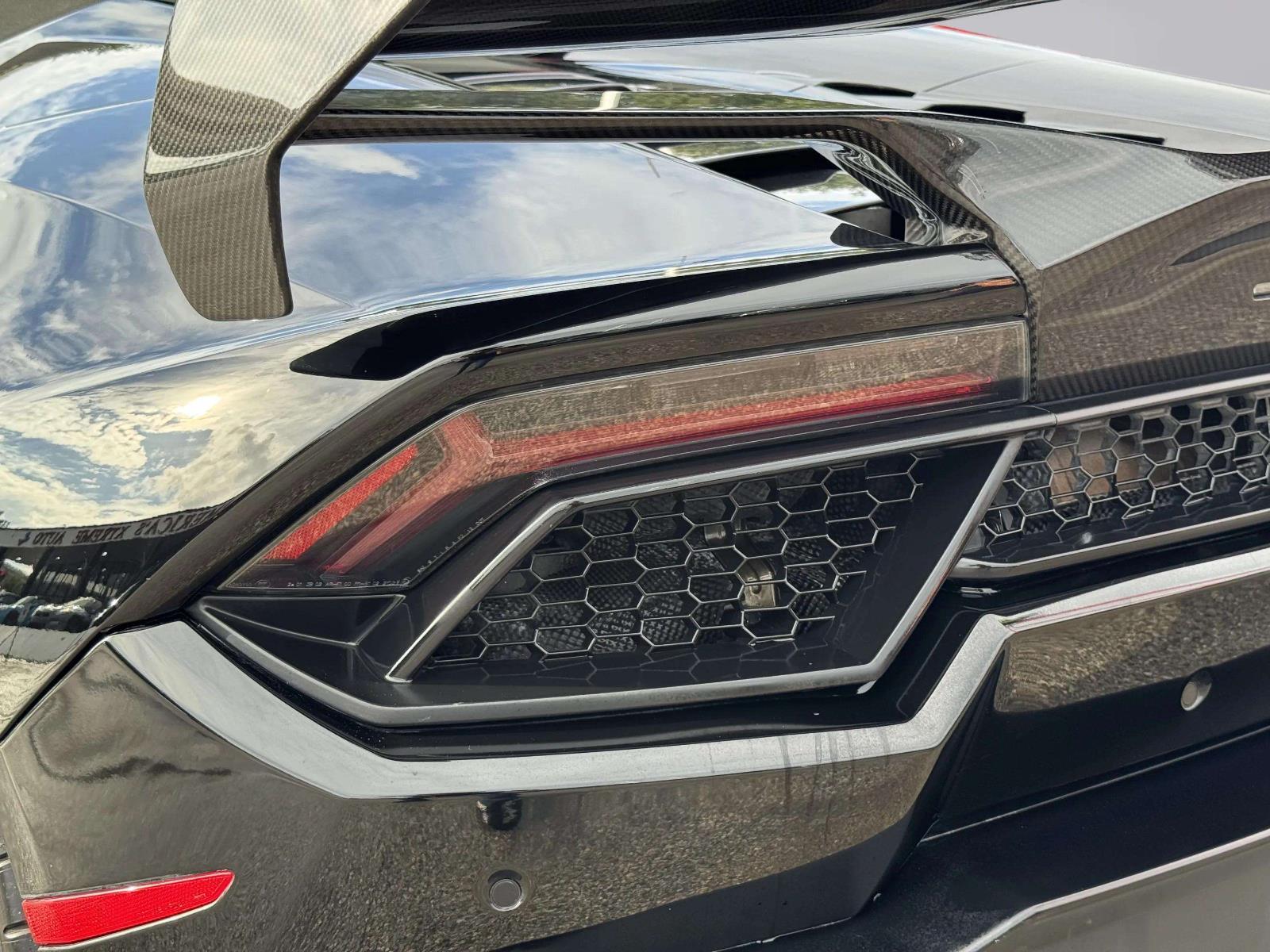 2018 Lamborghini Huracan Base - Photo 30