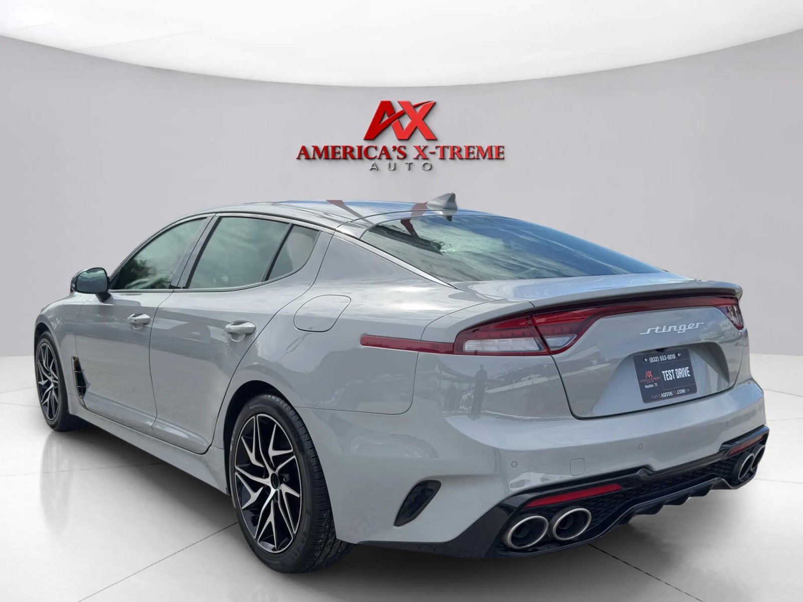 2023 Kia Stinger GT-Line photo 3
