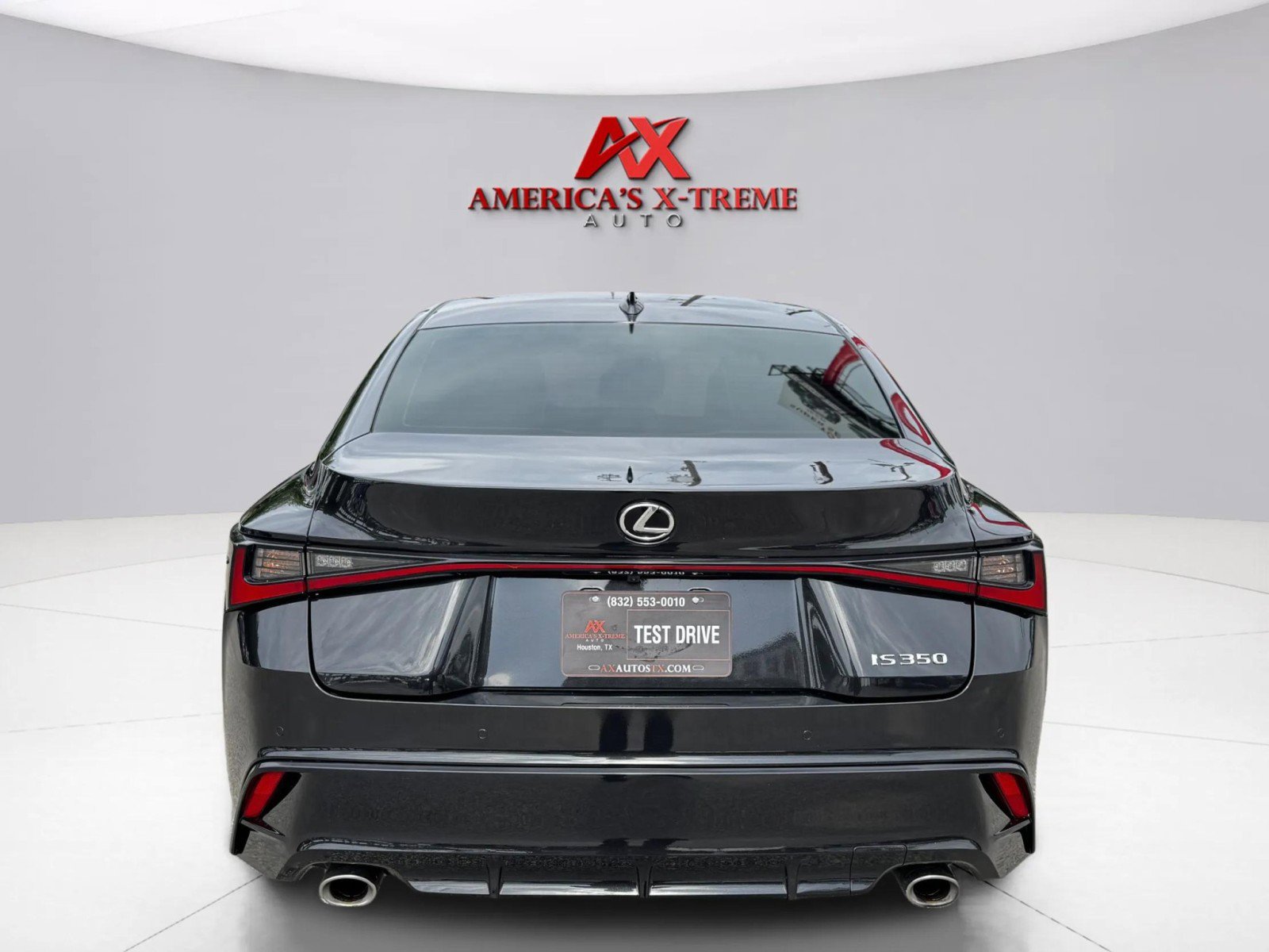 2021 Lexus IS 350 F SPORT photo 4